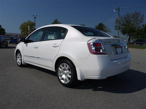 Nissan Sentra 2010 photo 2