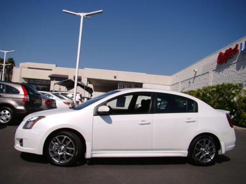 Nissan Sentra 2010 photo 2