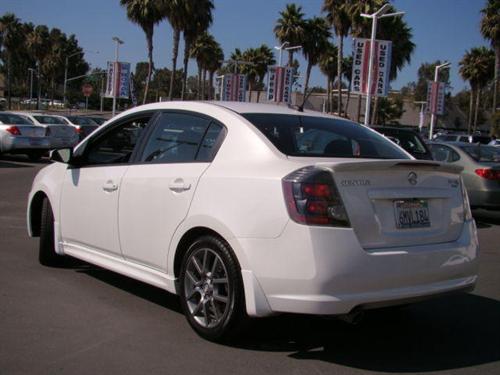 Nissan Sentra 2010 photo 3