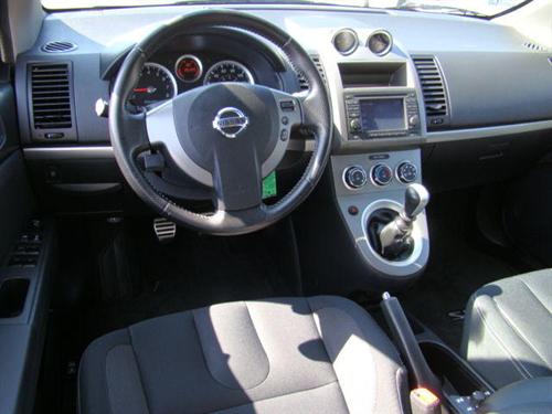 Nissan Sentra 2010 photo 5