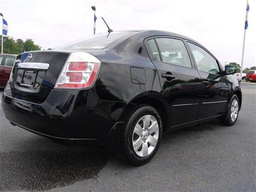 Nissan Sentra 2010 photo 4