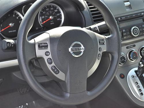 Nissan Sentra 2010 photo 4