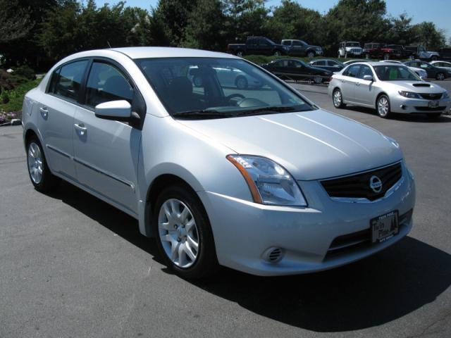 Nissan Sentra 2010 photo 1