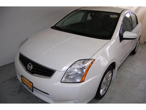 Nissan Sentra 2010 photo 1