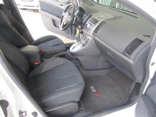 Nissan Sentra 2010 photo 2