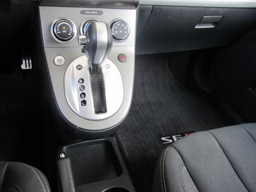 Nissan Sentra 2010 photo 4