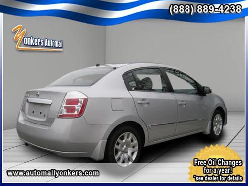 Nissan Sentra 2010 photo 2
