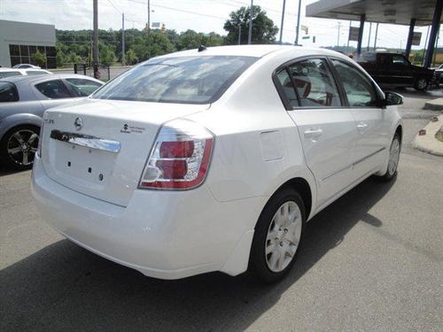 Nissan Sentra 2010 photo 2
