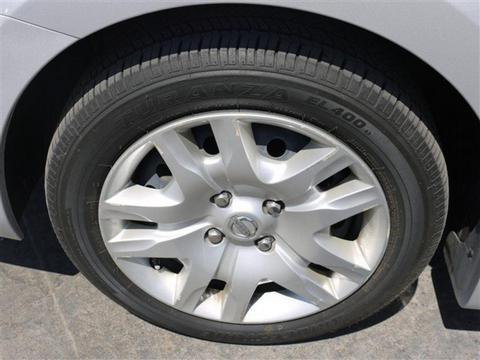 Nissan Sentra 2010 photo 1