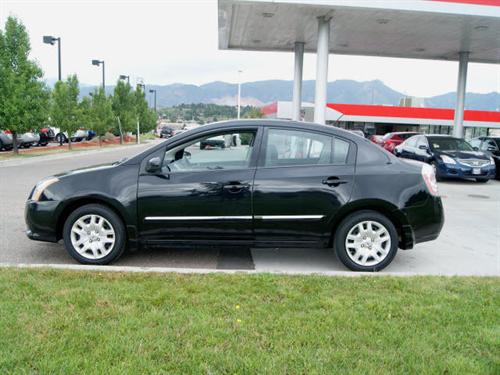 Nissan Sentra 2010 photo 2