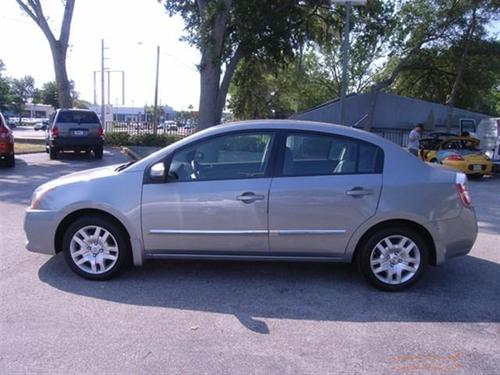 Nissan Sentra 2010 photo 4