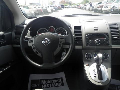 Nissan Sentra 2010 photo 1