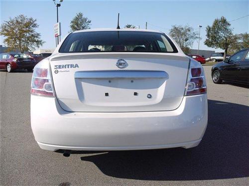 Nissan Sentra 2010 photo 3