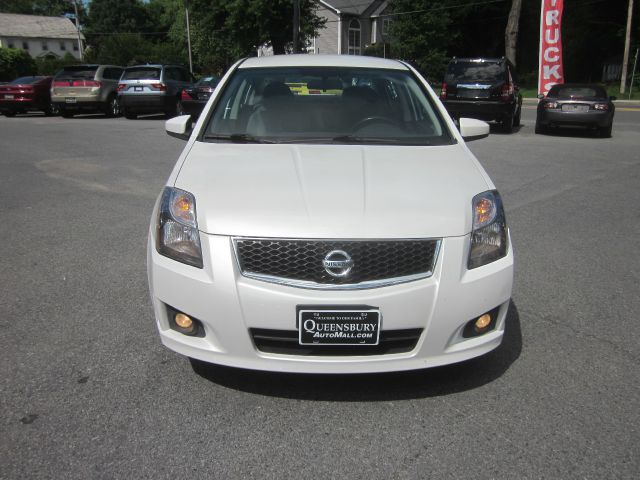 Nissan Sentra 2010 photo 1