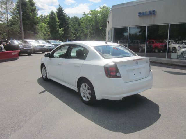 Nissan Sentra 2010 photo 4