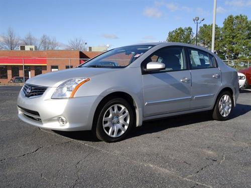 Nissan Sentra 2010 photo 2
