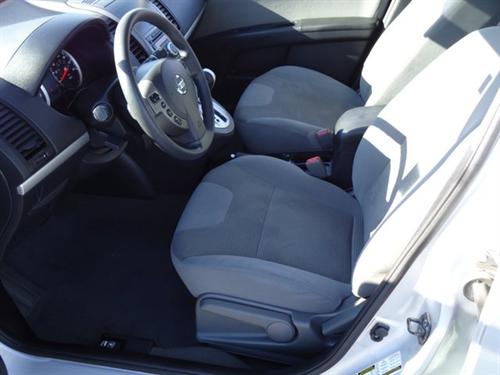 Nissan Sentra 2010 photo 4