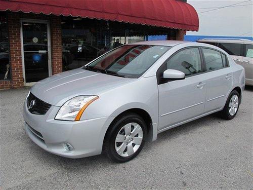 Nissan Sentra 2010 photo 2