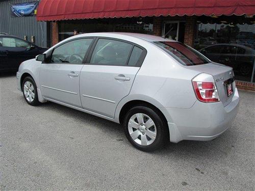 Nissan Sentra 2010 photo 4