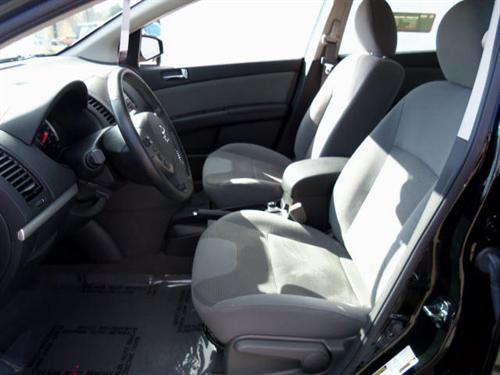 Nissan Sentra 2010 photo 5