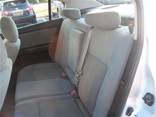 Nissan Sentra 2010 photo 5