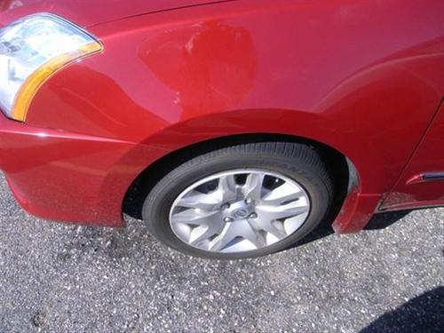 Nissan Sentra 2010 photo 1