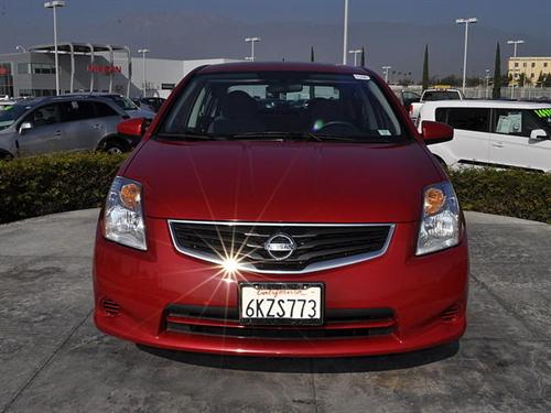Nissan Sentra 2010 photo 1