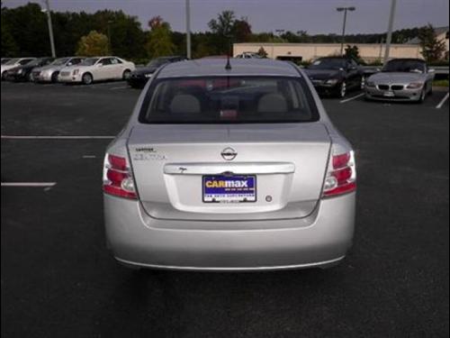 Nissan Sentra 2010 photo 4
