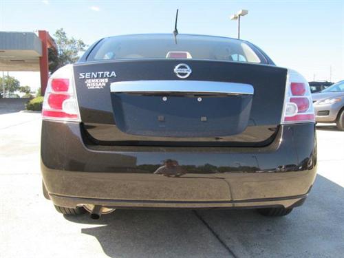 Nissan Sentra 2010 photo 2