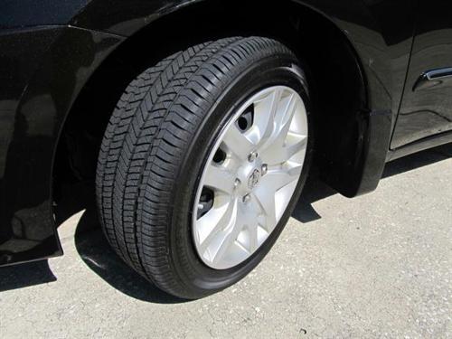 Nissan Sentra 2010 photo 4