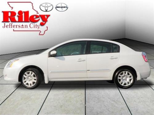 Nissan Sentra 2010 photo 1