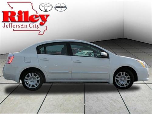 Nissan Sentra 2010 photo 3