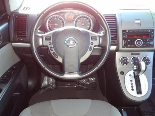 Nissan Sentra 2010 photo 1