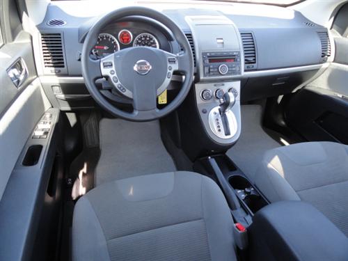Nissan Sentra 2010 photo 5