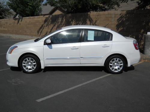 Nissan Sentra 2010 photo 2
