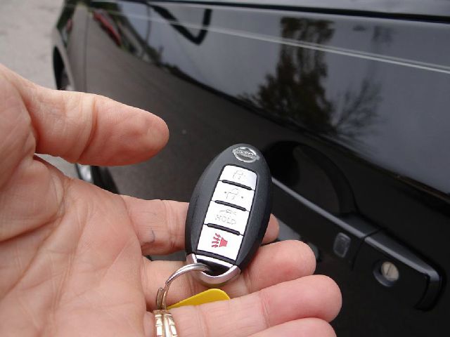 Nissan Sentra 2010 photo 1