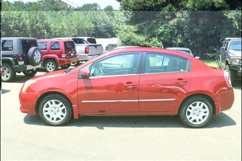Nissan Sentra 2010 photo 3