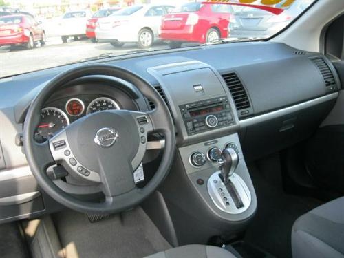 Nissan Sentra 2010 photo 5