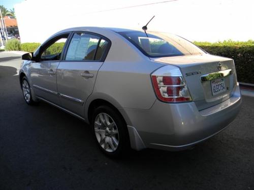 Nissan Sentra 2010 photo 3