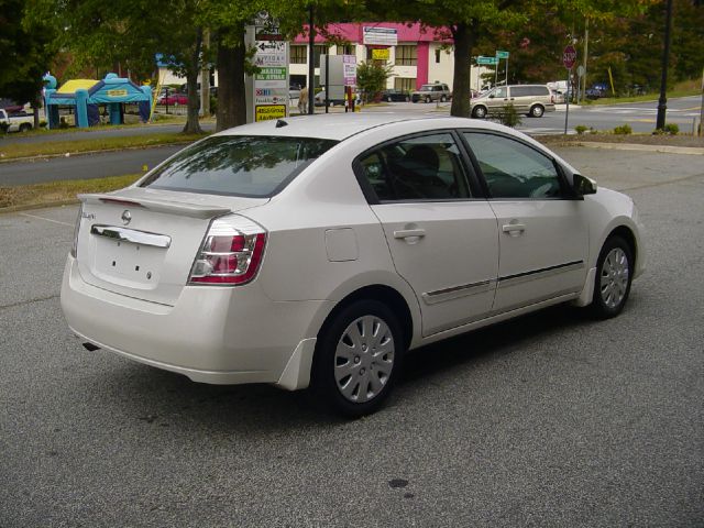 Nissan Sentra 2011 photo 4