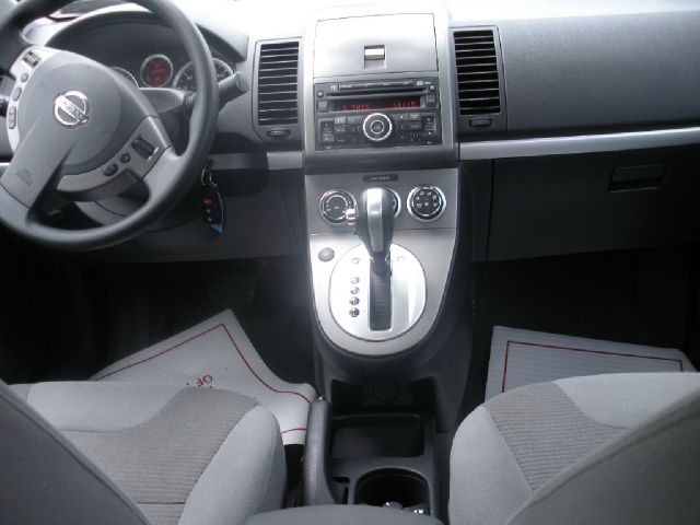 Nissan Sentra 2012 photo 3