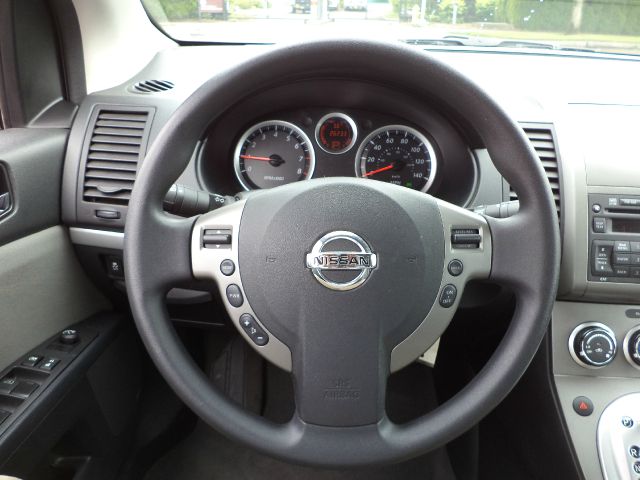 Nissan Sentra 2012 photo 15