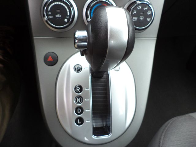 Nissan Sentra 2012 photo 21