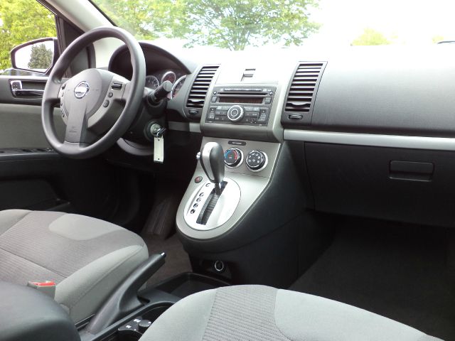 Nissan Sentra 2012 photo 3