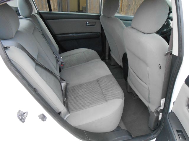 Nissan Sentra 2012 photo 1
