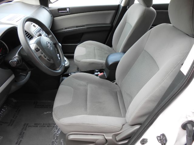 Nissan Sentra 2012 photo 3