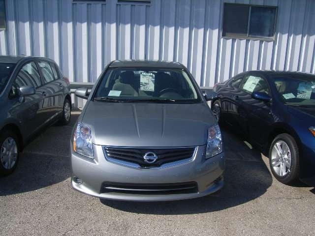 Nissan Sentra 2012 photo 1
