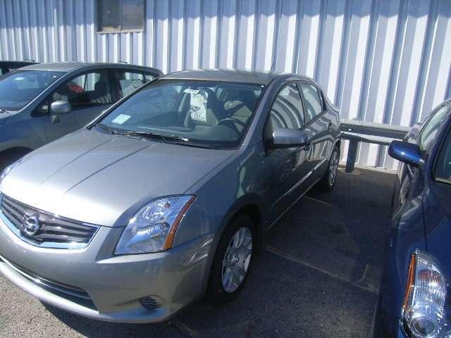 Nissan Sentra 2012 photo 2