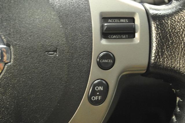 Nissan Sentra 2012 photo 14