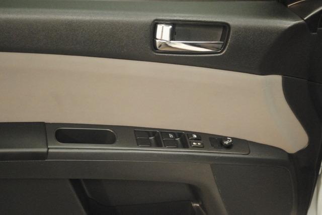 Nissan Sentra 2012 photo 15